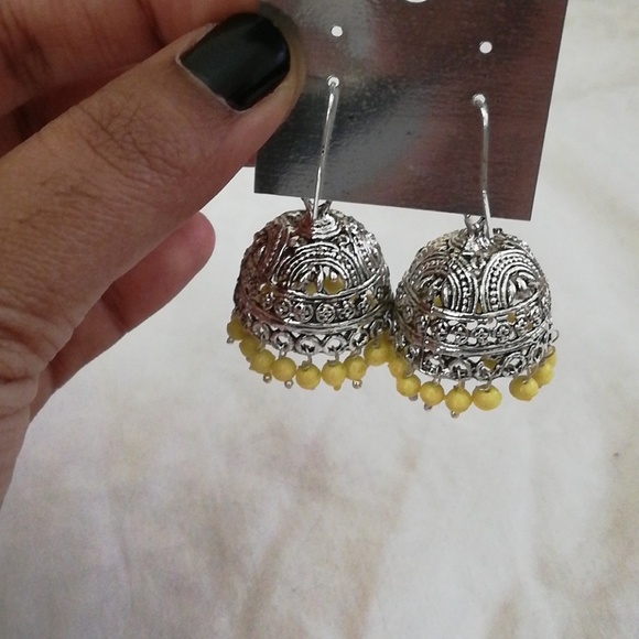 Ear rings yellow traditional - Picture 4 of 5